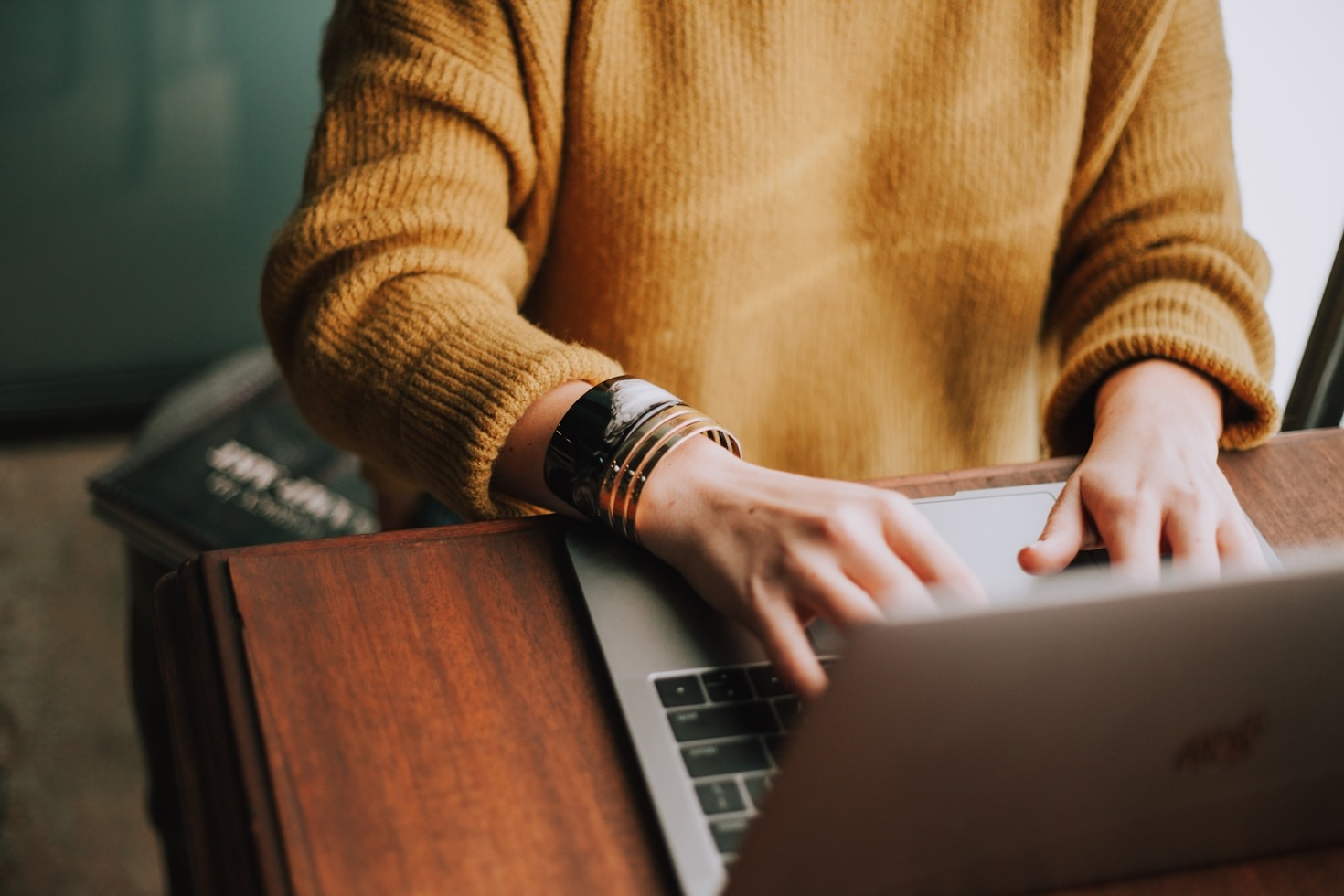 The Role of Authenticity in Online Sharing